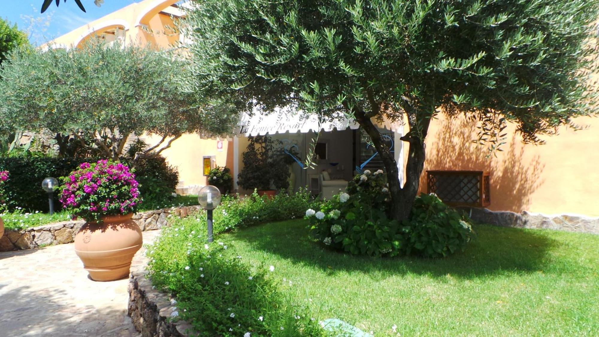 La Fenice Resort Olbia Extérieur photo